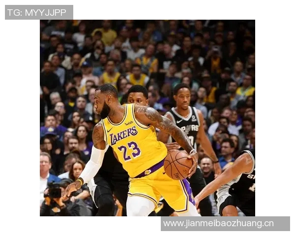 老将巴恩斯关键时刻连得7分助马刺赢球精彩海报发布